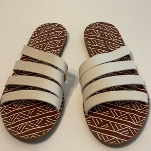 Lucky Brand Anika Sandal Size 8M